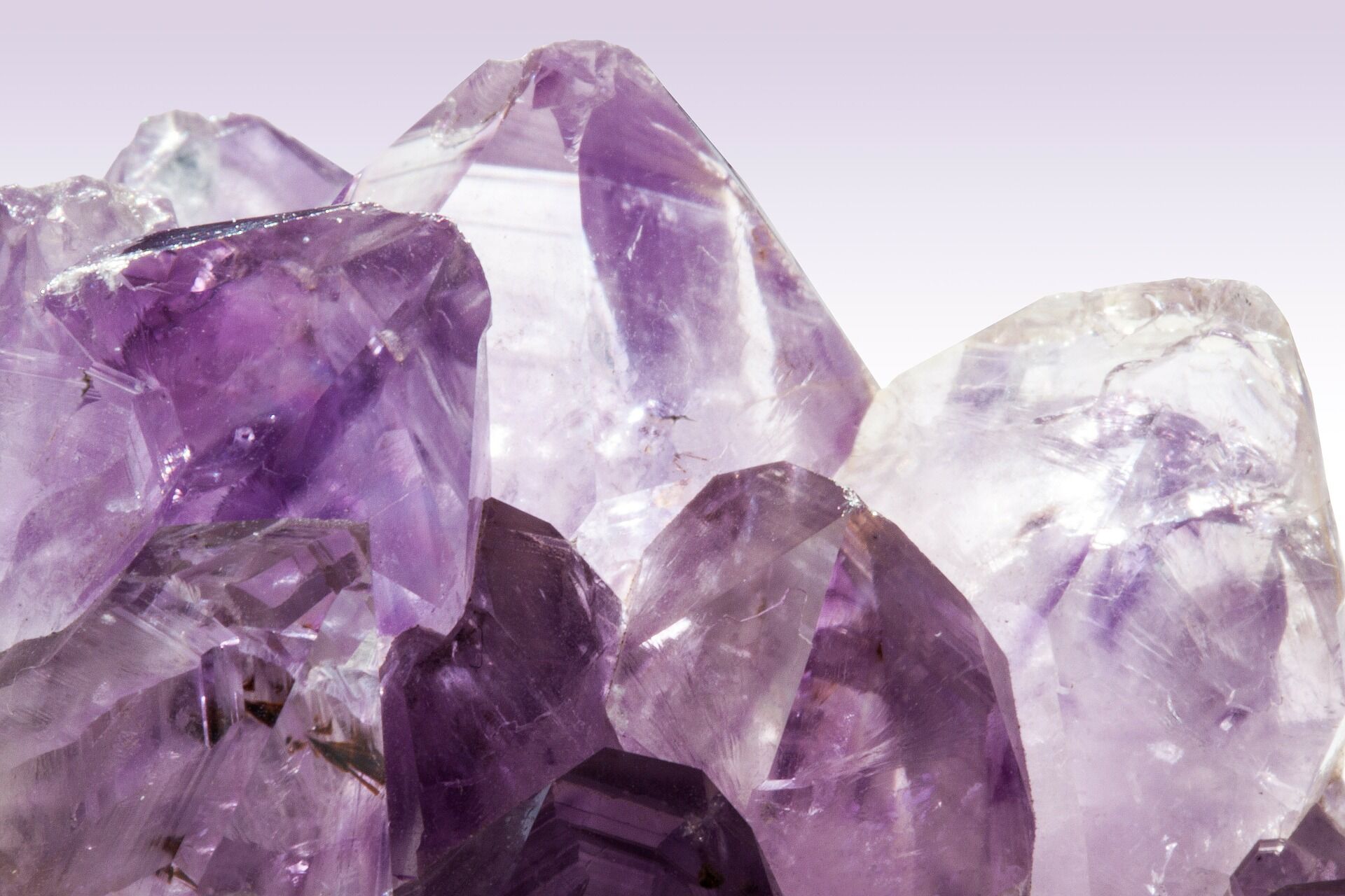 amethyst-265347_1920